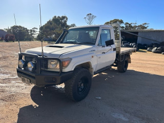 2007 V8 LandCruiser Ute 1